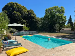 Country house with pool - Image 4