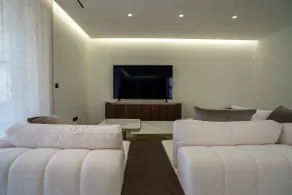 Glyfada Prime A38 Suite 2 - Image 4