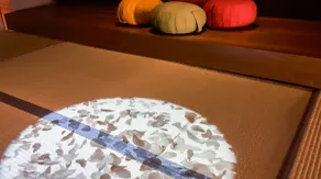 Accommodates up to 6 people | Cozy tatami room | LED lights, aromatherapy, projector to create a relaxing space. - Image 2
