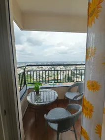 AC Highrise City View Studio - Urban Jacaranda - Image 4