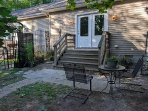 Cozy Coastal Charmer 10 Minutes to Bethany Beach - Image 2