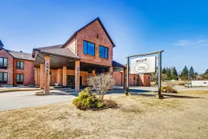 325 - Condo | Spa | Sauna | Piscine | Gym | Ski - Image 4