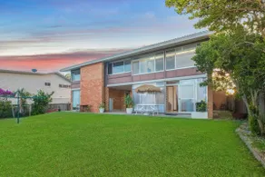One Mile Horizon - 70's Beach House - Image 4