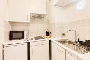 Studio 5 minutes from Paris - Free parking - Image 3