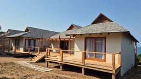 Mamoli Beach Retreat, with seaview - Image 4