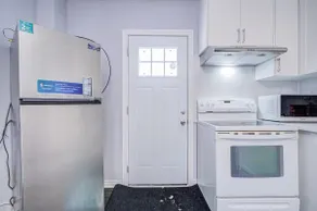 Entire House with Free P - Image 3