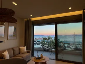 Marathon Coast-Seafront Luxury Apartments - Image 2