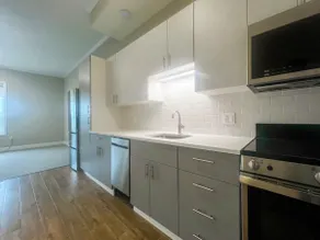 412 Modern Brand New Studio Apartment - Image 4