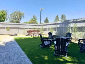 Hot Tub, Fire Pit, Pet Friendly, Walk to Bell St - Image 5