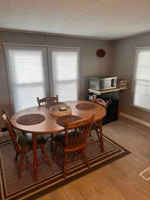 Lakeside Retreat - Image 5