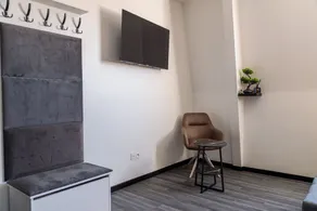 Cozy and modern studio - E21 - Image 3
