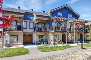Ride, paddle, unwind—minutes from Payette Lake - Image 3