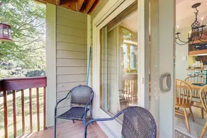 Ski-in/out 2BR condo with fireplace - Image 3