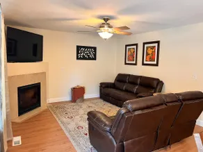 Spacious Battle Ground Home! - Image 5