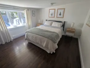 Beautiful cozy stay on Mount Royal - Image 4