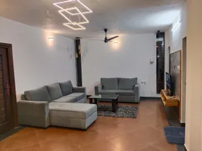 Modern Independent House - Image 4