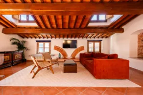 Penthouse Living Gallery in the Historic Center - Image 2