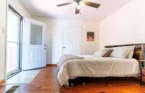 Chandler's Cabin - Image 2