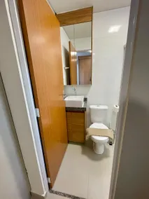 Cozy studio with A/C and parking space - Image 5