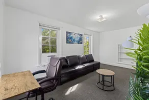 Serene One Bedroom Apartment - Image 2