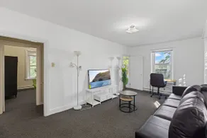 Serene One Bedroom Apartment - Image 3