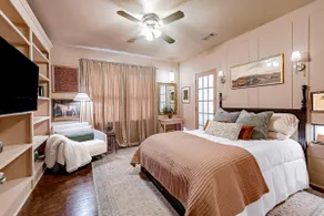 •Your New Favorite• Stylish Stay•Minutes from LSU - Image 3