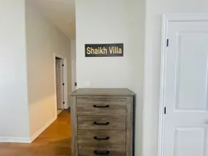 Shaikh Villa in Kinston-5BR-7beds-Pond View - Image 3