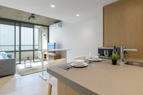 Cosy City Apartment near UniMelb &Queen Vic Market - Image 5