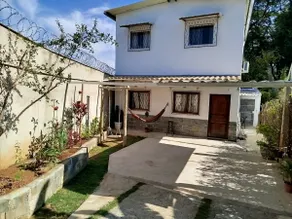 Modern house with a country feel - Image 2