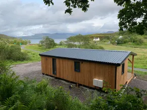 MacKenzie Cabin - Image 2