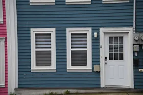 1 Bedroom Ground Floor w/laundry; Pet Friendly - Image 4