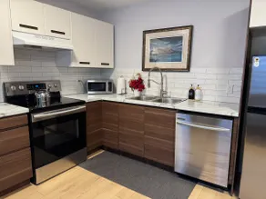 1 Bedroom Ground Floor w/laundry; Pet Friendly - Image 5