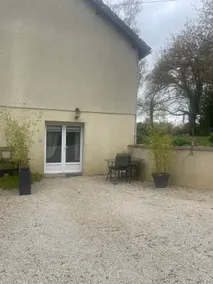 Studio in Monts, 15 minutes from Vallée des Singes - Image 4