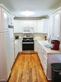 Charming Midtown Retreat - Image 3