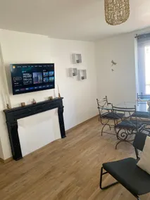 Apartment in the heart of the city - Image 3