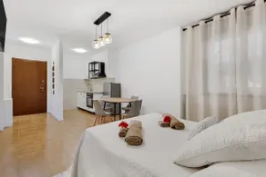 Alessia's Flat - Borgo Palazzo 005 - Image 5