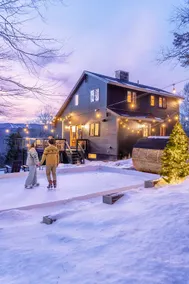 Peakview Lodge: Views - Hot Tub - Sauna - Mt Snow - Image 3