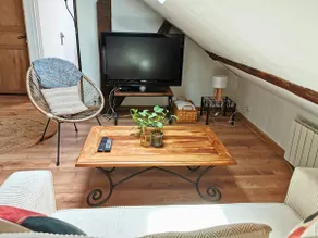 • Les Combles • air conditioning • Wi-Fi/TV/tram • eco-friendly accommodation - Image 2