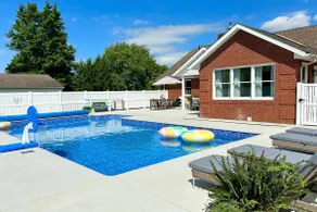 Country Comfort with Pool Family & Groups - Image 2