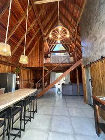 Lagoa Dourada Chalet with hot tub and lagoon view - Image 4