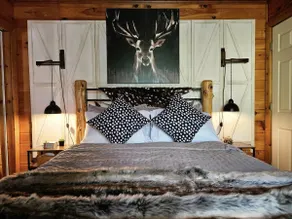 Luxury Chalet Near Helen • Hot Tub & Fire Pit - Image 3