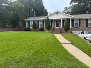 Colonial house - Image 2