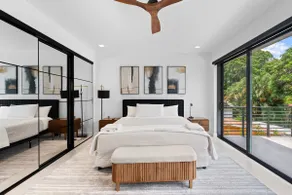 Luxury Pool Villa // 5bd 4ba - Image 5