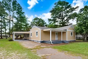 Home Away From Home: Hosts Up to 10 Guests - Image 5