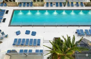 Stylish 1Bd in Hollywood • FreeParking, Pool&Spa - Image 2