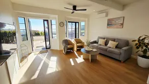 Cielo Flaxton, Newly Renovated Luxury Accommodation with Ocean and Iconic Views - Image 4
