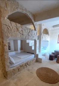 Artistic Stone Arches Retreat | Rooftop Access - Image 5