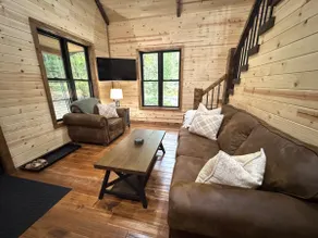 Walnut Cove Cabin Lakeside Recreation & Relaxation - Image 2