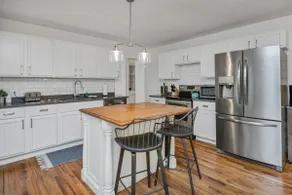 Park St Haven 4BR with Patio - Image 5