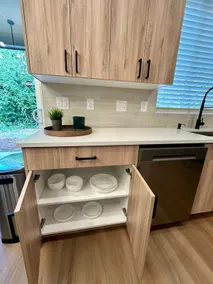 Modern Cottage - Image 4